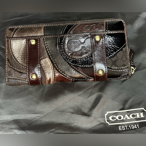 Coach Est. 1941 Rare Zoe Double Buckle Patchwork Leather Long Wallet EUC - Picture 14 of 16